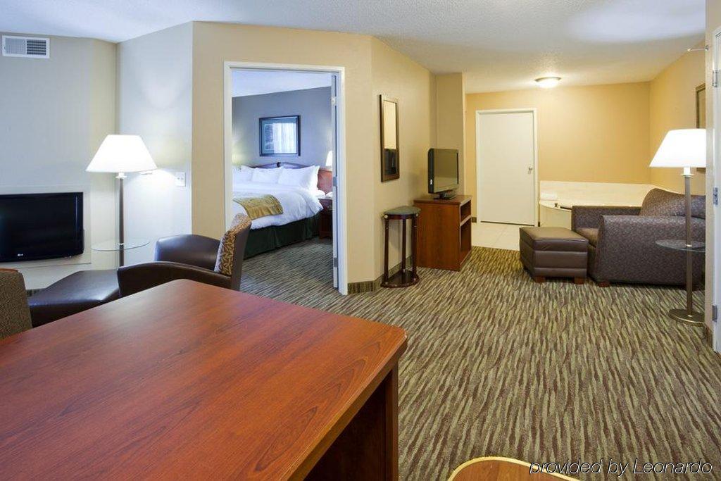 Grandstay Residential Suites Hotel - Eau Claire Ngoại thất bức ảnh